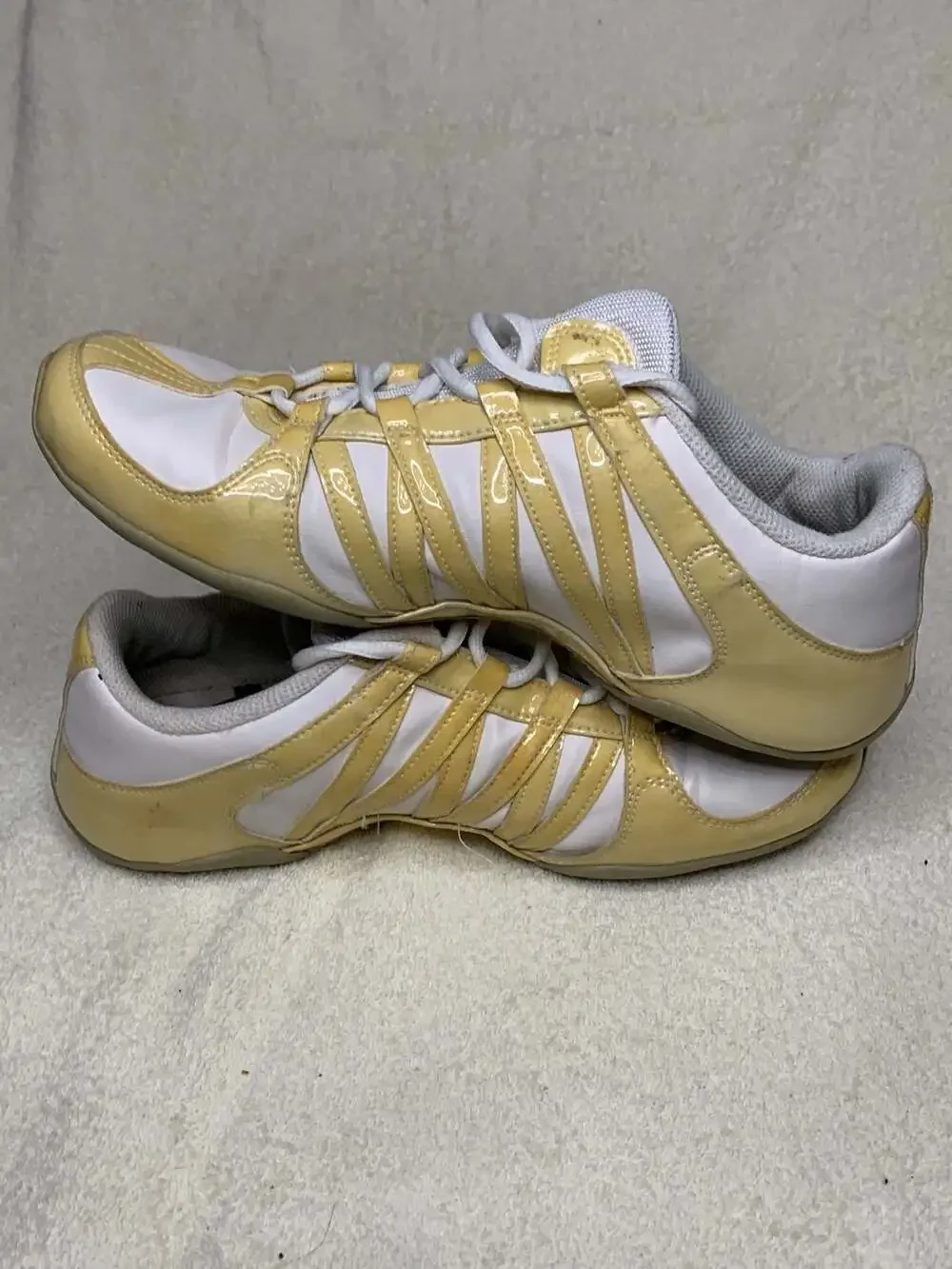 Women’s Nike Cheer Flash Cheerleading Sneakers, Size 9.5